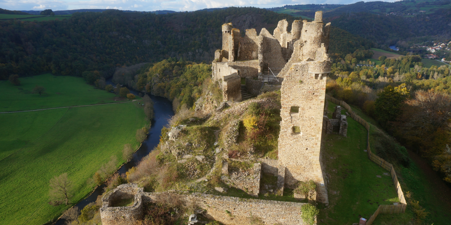 Château-Rocher : les travaux continuent