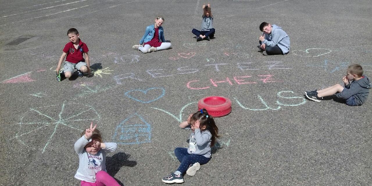 PANDÉMIE COVID-19 : Les sites d’accueil et de garde d’enfants, aussi ouverts pendant les vacances